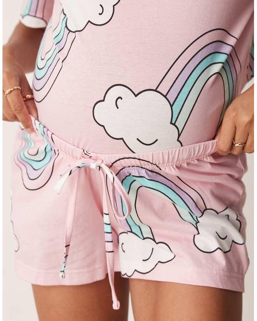 Pijama De Camiseta Extragrande Y Pantalones Cortos Con Estampado De Arcoíris De Asos Design Maternity ASOS de color Pink