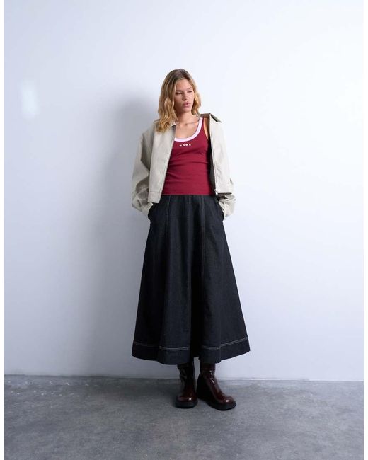 Camiseta De Tirantes Con Ribetes En Contraste Y Bordado "Roma" De Canalé De -Rojo TOPSHOP de color Red