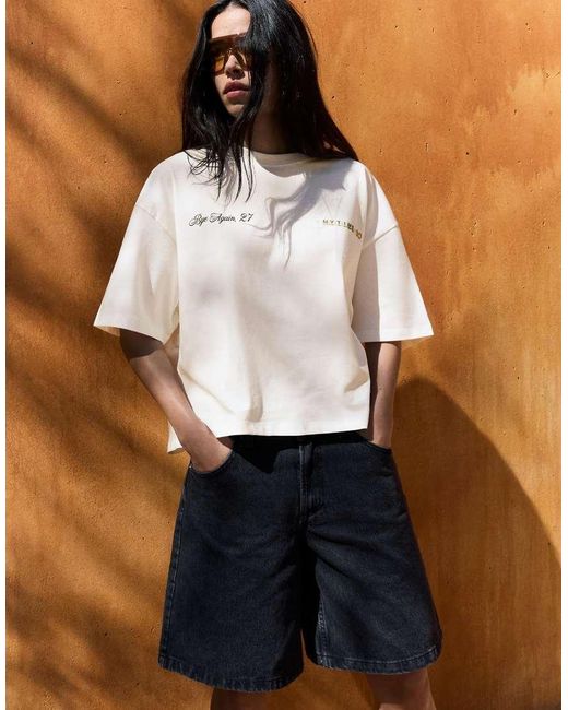 T-Shirt A Maniche Corte Bianca Con Stampa di Bershka in White