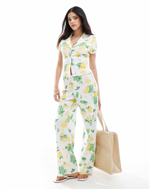 ASOS White – hose mit waffelstruktur, zitronen-drink-print, weitem bein und boxershorts-bund, kombiteil
