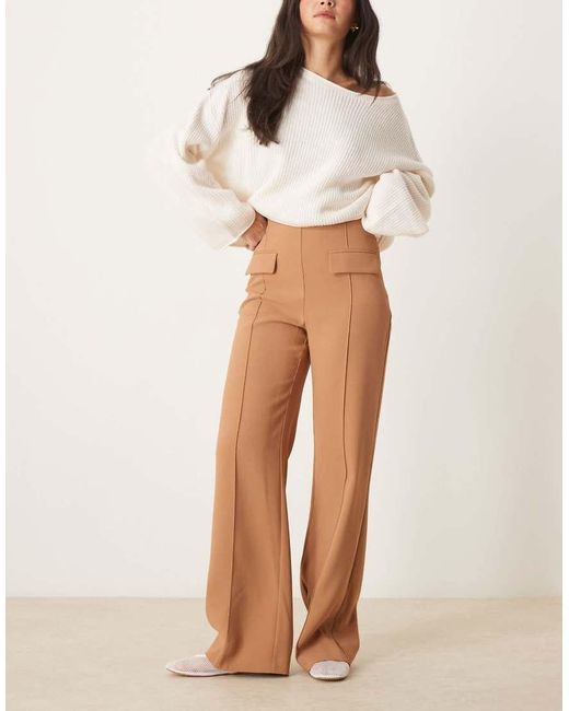 ASOS Elegante Broek Met Dubbele Zakken En Zoomdetail in het Natural