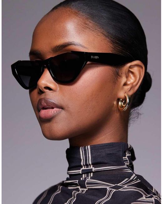 Moschino di Moschino in Black