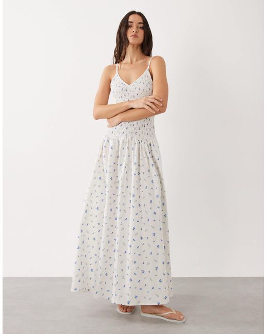 Robe esmé studios en coloris White