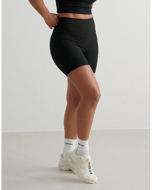 Short Aim'n en coloris Black