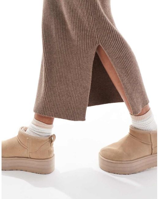 Vestito Lungo A Coste Con Scollo A Barchetta di ONLY in Brown