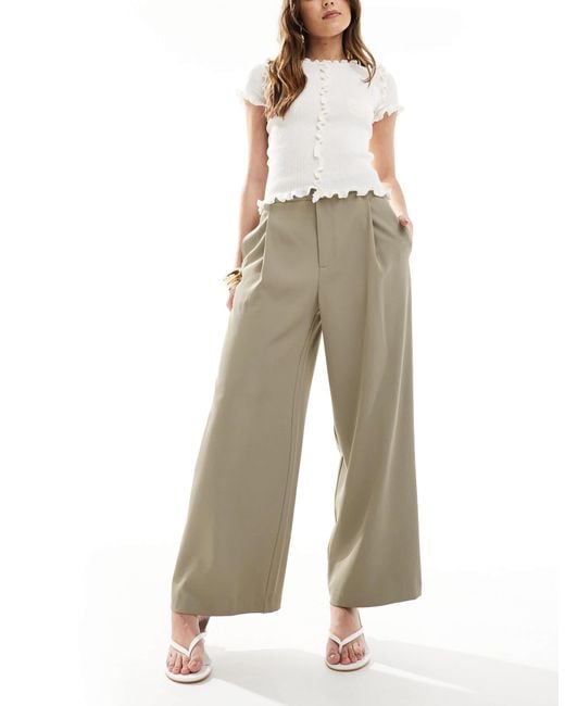 Stradivarius Natural Pleated Tailored Trouser