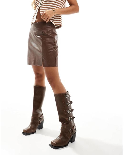 Mini jupe fendue a l avant en similicuir marron delave ASOS en coloris Marron Lyst