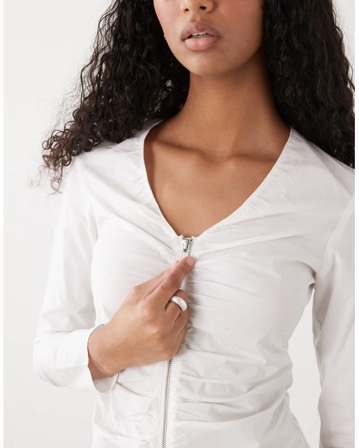 Weekday White – langärmlige bluse