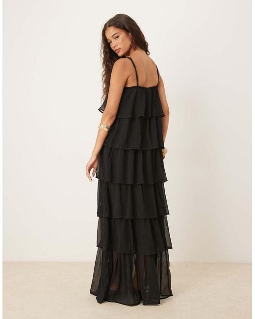 Vestito Lungo Con Spalline Sottili E Volant di Vila in Black