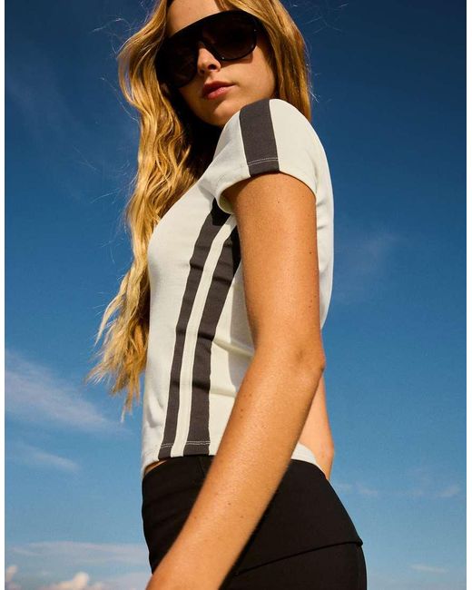 Bershka White Short Sleeve Sport Print T-Shirt