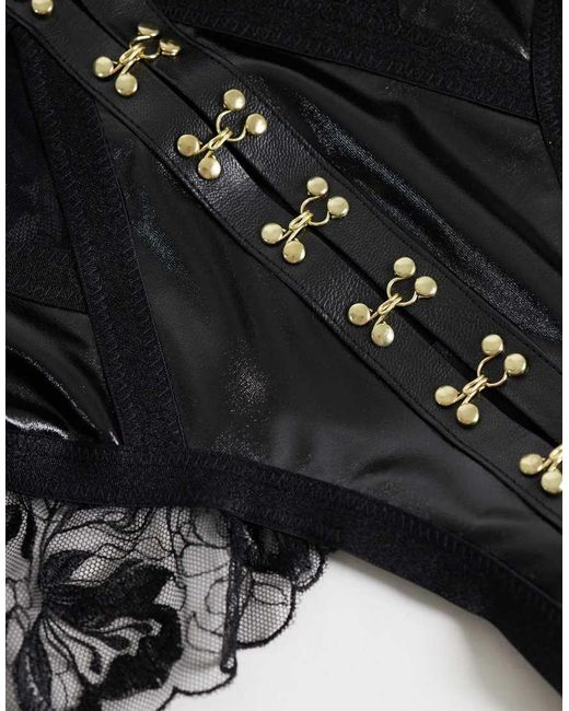 Ecstatic di Ann Summers in Black
