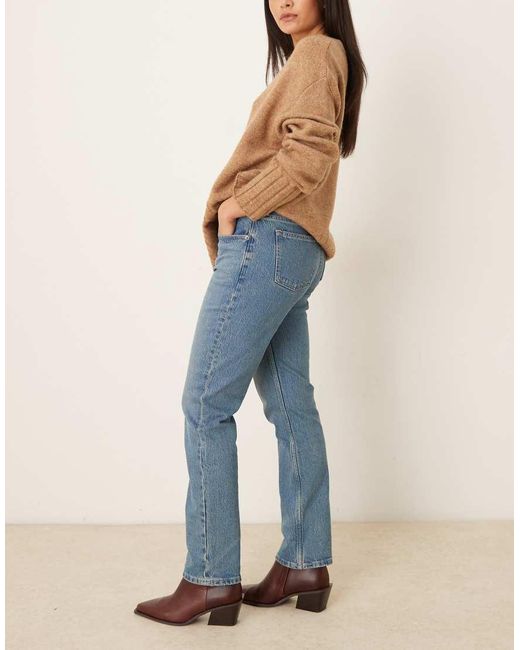 Abercrombie & Fitch Natural Curve Love Mid Rise Straight Jeans