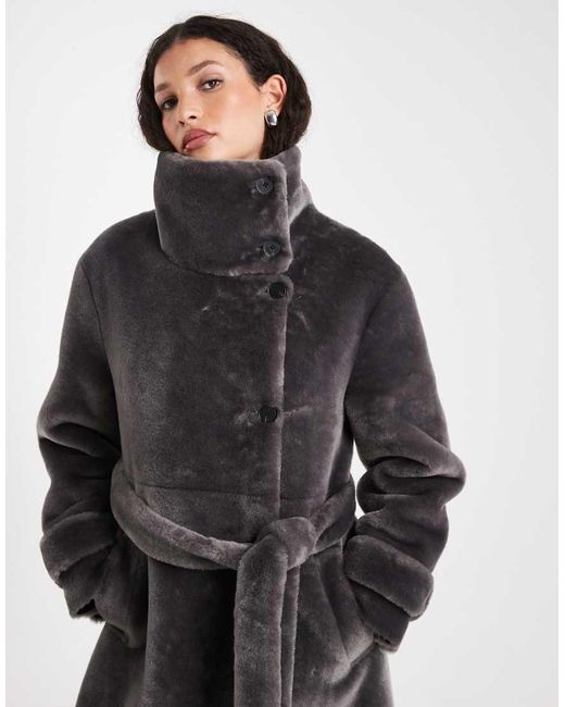 ASOS Behaaglijke Borg Jas Met Lange Pasvorm En Opstaande Boord in het Black
