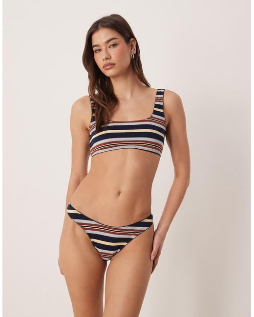 ASOS Taylor in het White
