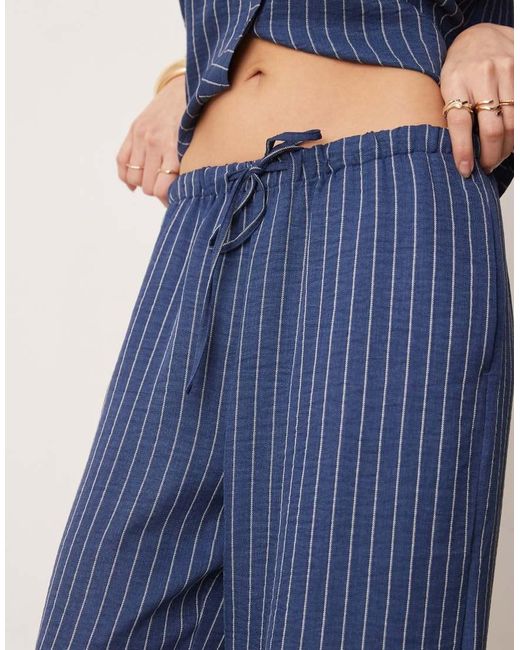 Pantalones Azul Oscuro A Rayas De Pernera Ancha De (Parte De Un Conjunto) Jdy de color Blue