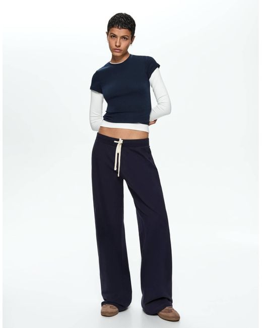 Bershka Black Petite – flauschige jersey-hose