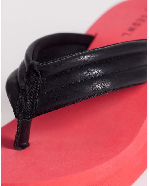 SEQWL Wide Fit Red Thong Flatform Wedge