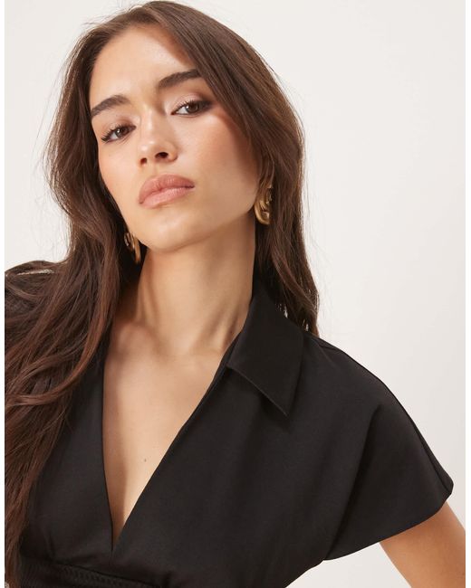 ASOS Natural – kurzärmliges midikleid