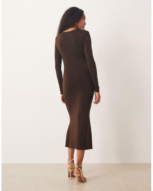 Pretty Lavish Natural Slinky Stretch Keyhole Corsage Detail Midaxi Dress