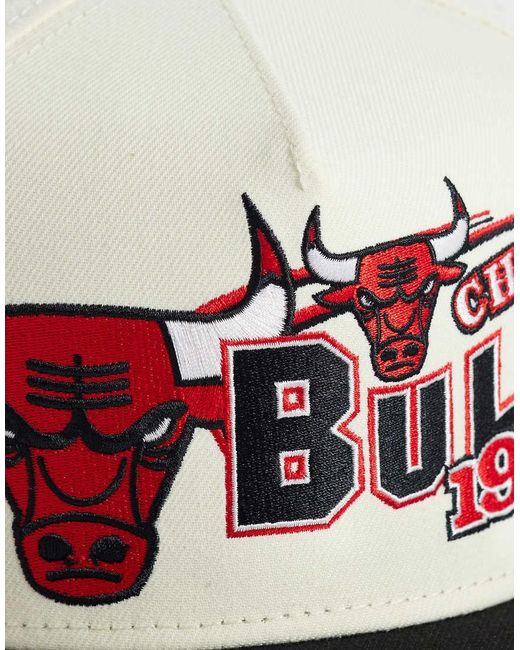 KTZ White Chicago Bulls 9fifty Graphic Logo Cap With Contrast Peak