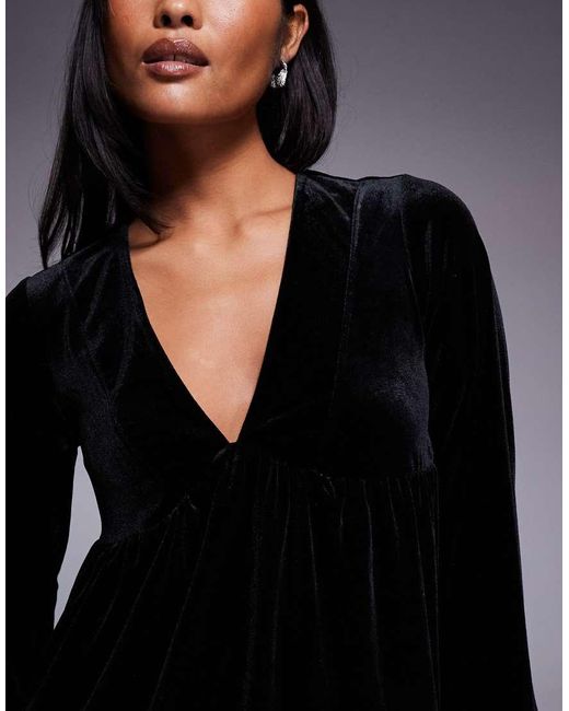 New Look Aangerimpelde Fluwelen Mini-Jurk in het Black