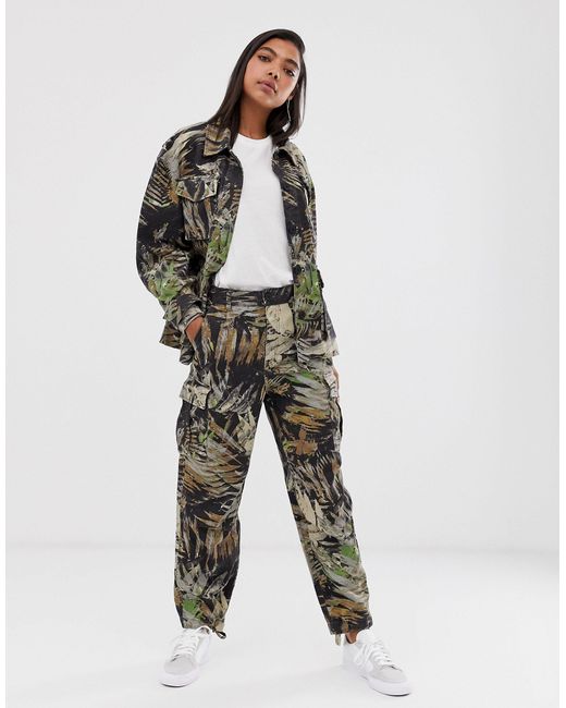 Knot Front Camo Print Cargo Pants – Frankie Demo Store