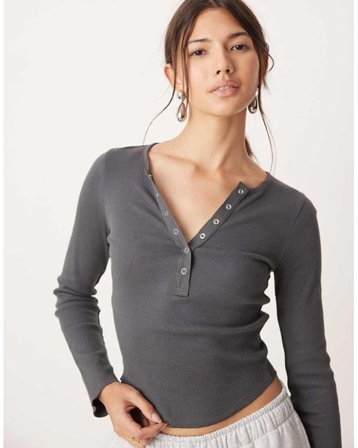 Miss Selfridge Gray Henley Long Sleeve Top With Poppers