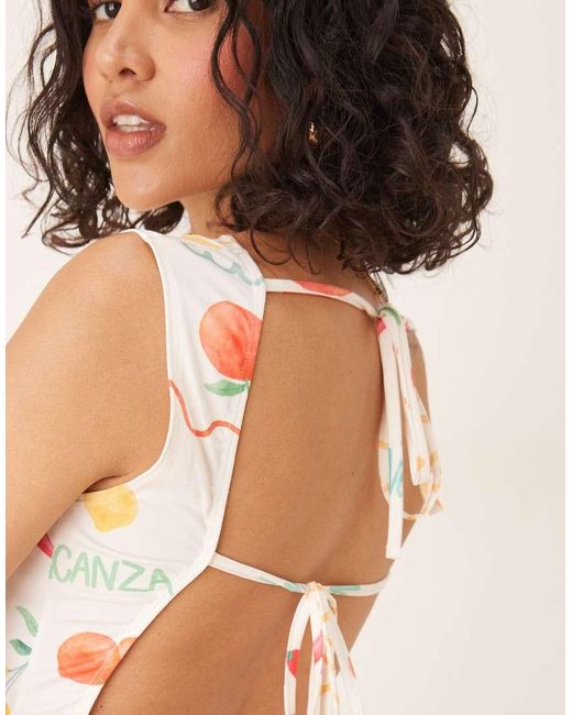 Mono Largo Sin Mangas Con Cuello Barco, Espalda Abierta Y De ASOS de color Natural