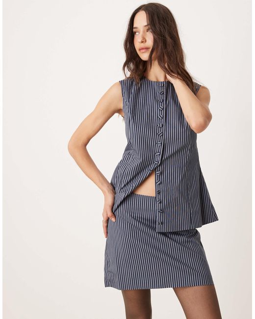 Mini-jupe d'ensemble à taille basse - rayé Glamorous en coloris Blue