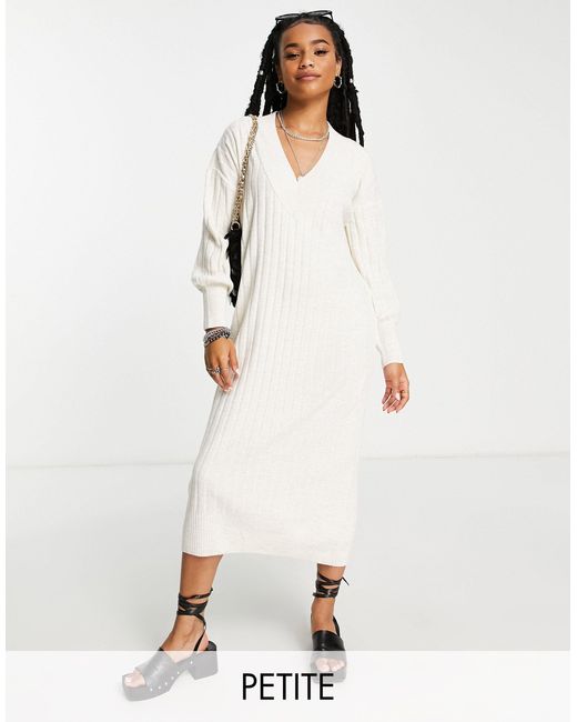 Only Petite Natural Knitted V Neck Maxi Dress