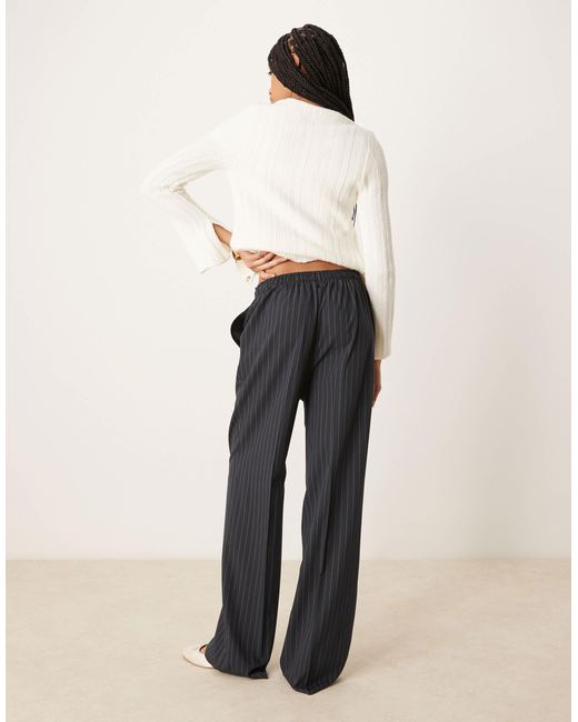 ASOS White Tall – elegante schlupfhose