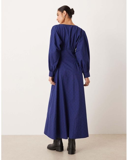 ASOS Blue – langärmliges maxikleid aus popeline mit v-ausschnitt und polka dot print