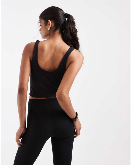 Under Armour Black Motion Tank Top