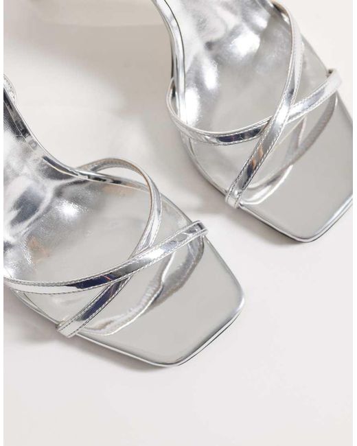 Kaiia White Exclusive 00s Strappy Heart Chain Detail Heeled Sandals