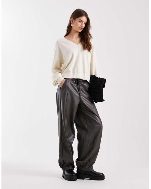 ASOS White Fine Knit Soft V Neck Jumper