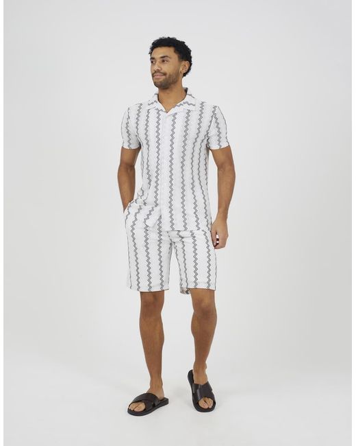 Brave Soul White Wavy Stripe Revere Collar Short Sleeve Shirt for men