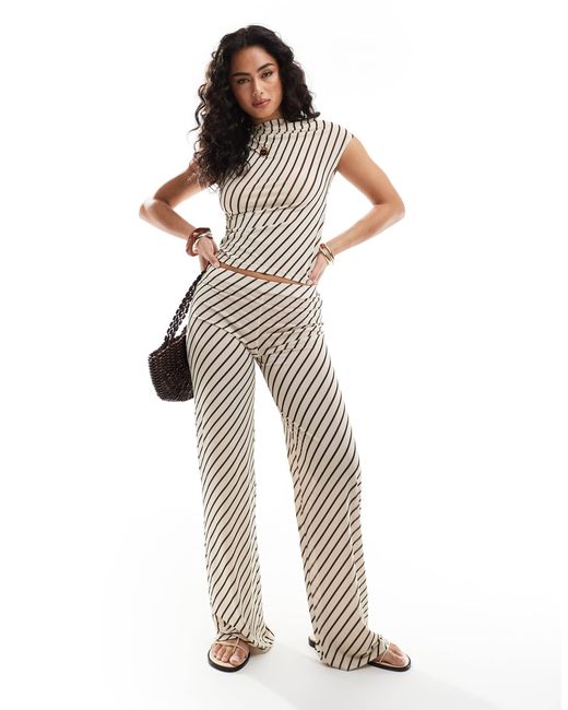 Pull&Bear White – braun- gestreifte hose mit weitem bein, kombiteil