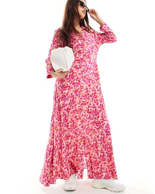 Robe chemise longue à imprimé fleuri Y.A.S en coloris Pink