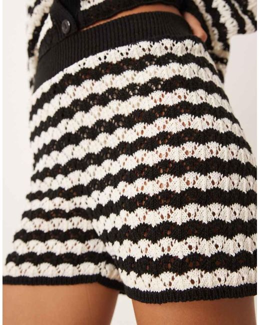 Pantalones Cortos A De Punto Calado De (Parte De Un Conjunto) ASOS de color Black
