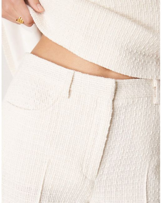 ASOS Natural – bouclé-hose