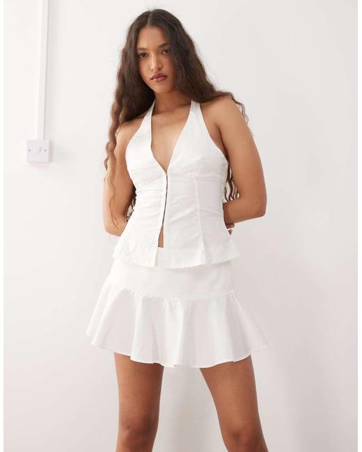 Weekday Top Met Halternek in het White