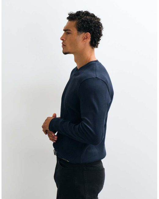 ASOS Blue Muscle Fit Long Sleeve T-shirt With V-neck for men