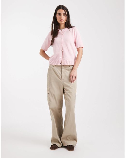 Gilet ras Threadbare en coloris Pink