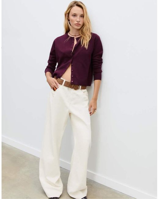 Stradivarius Zacht Gebreid Vest Met Knopen in het Purple