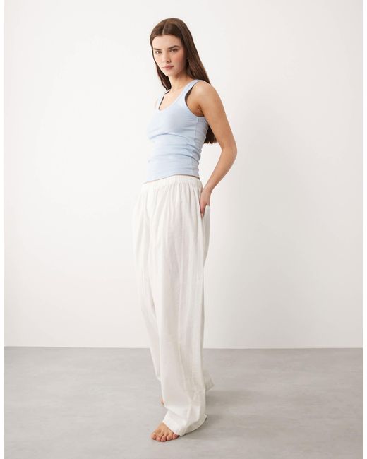 Lot ASOS en coloris White