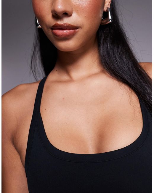 4505 Black Icon Soft Touch Yoga Cami With Inner Bra And Adjustable Straps