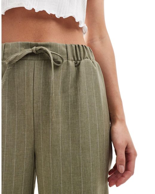 Asos design petite - pantalon habillé rayé à enfiler - olive ASOS en coloris Multicolor