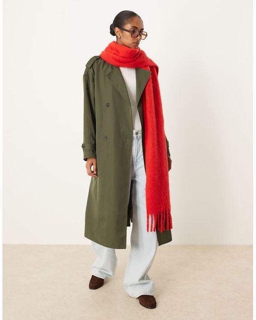 Sciarpa Soffice Rossa Con Frange di ASOS in Red
