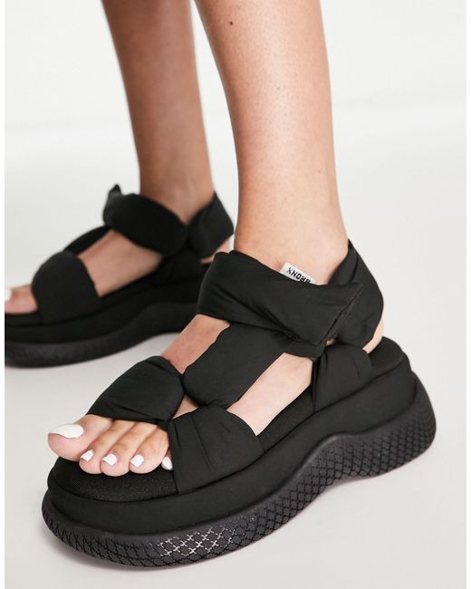 Bru-te - sandali neri con suola spessa e cinturini voluminosi di Bronx in  Nero | Lyst