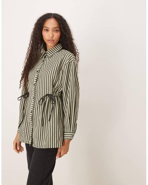 Ghospell Green Cinched Shirt With Contrast Tie